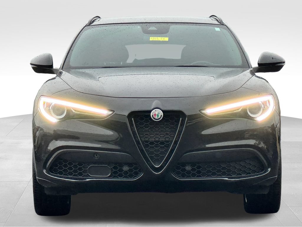 Used 2023 Alfa Romeo Stelvio Veloce AWD/4WD video 2