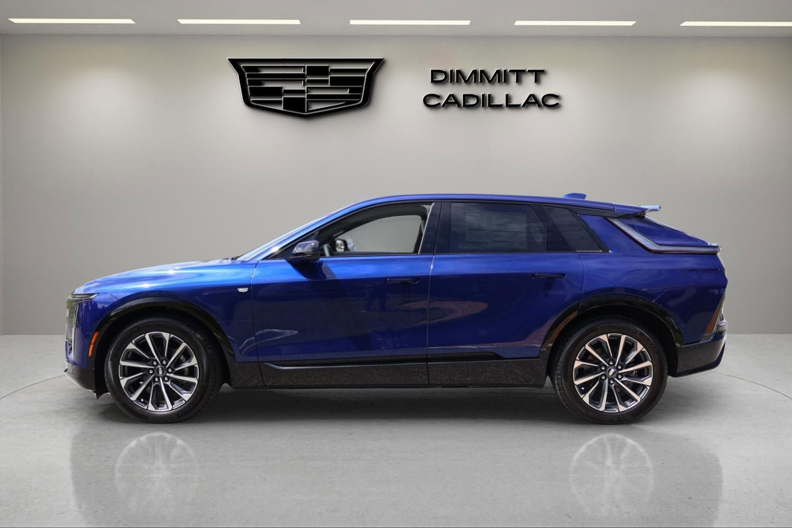 New 2026 Cadillac Lyriq Sport RWD image 2