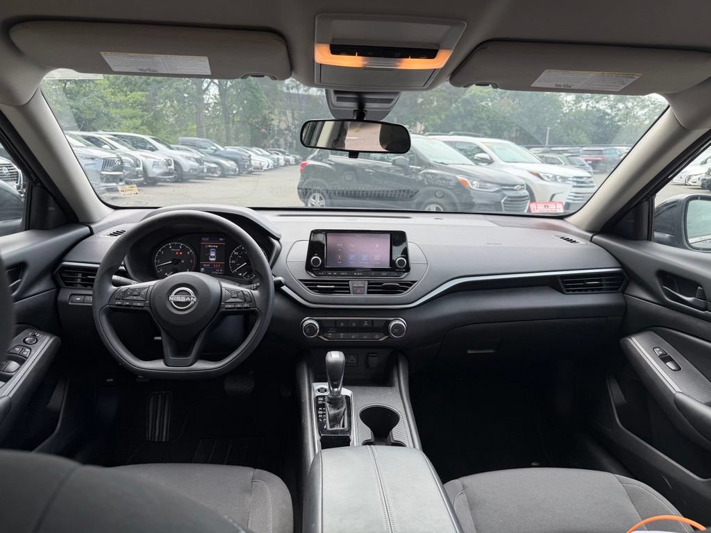 Used 2023 Nissan Altima 2.5 S FWD image 5