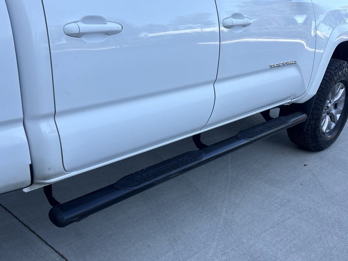 Used 2017 Toyota Tacoma SR5 w/ Tow Package image 9