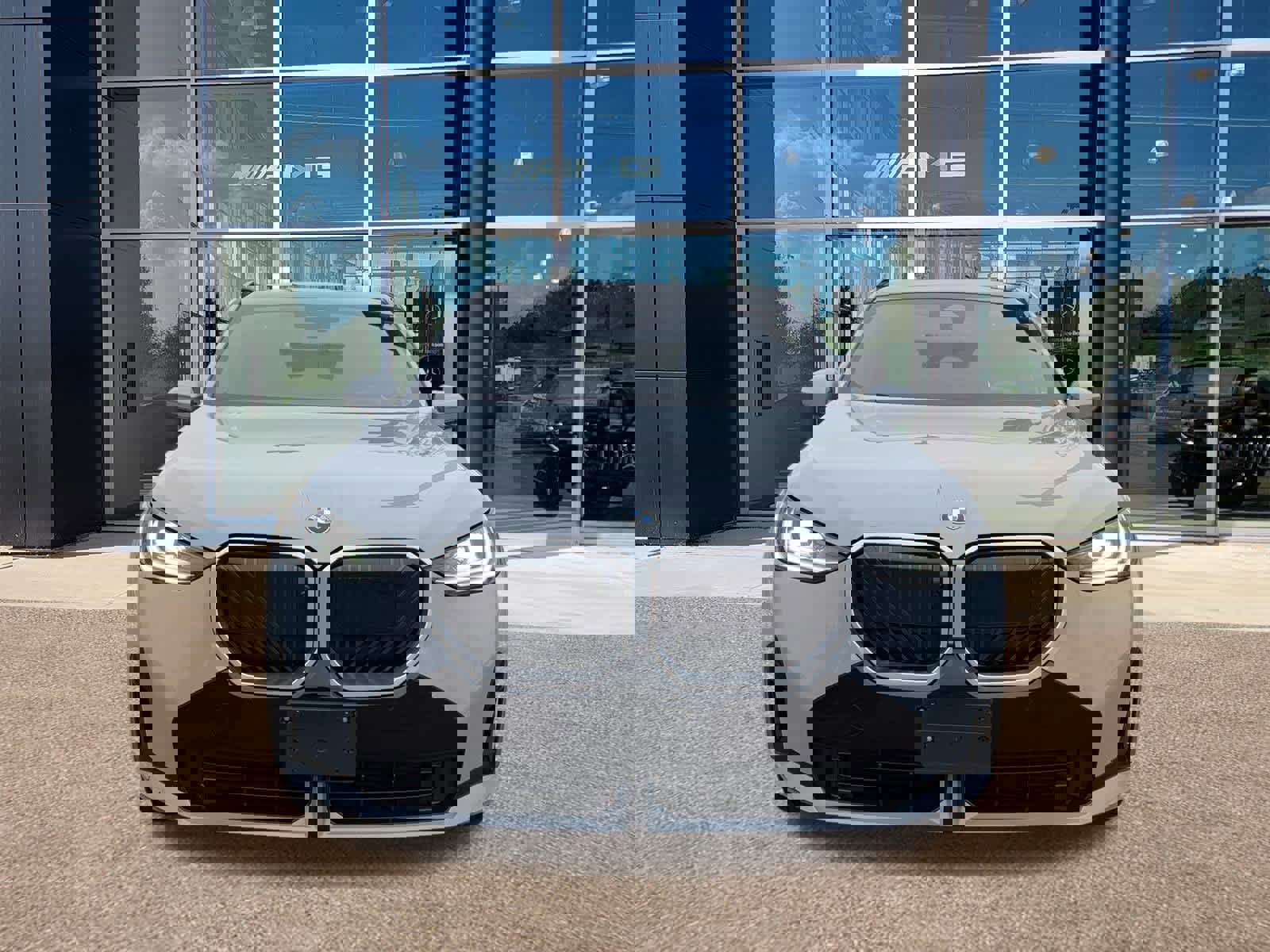 Used 2025 BMW X3 xDrive30i image 2