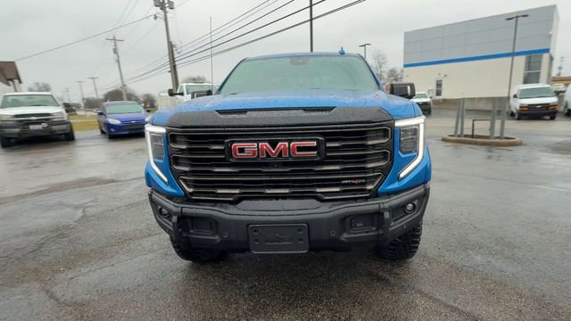 Used 2024 GMC Sierra 1500 AT4X image 3