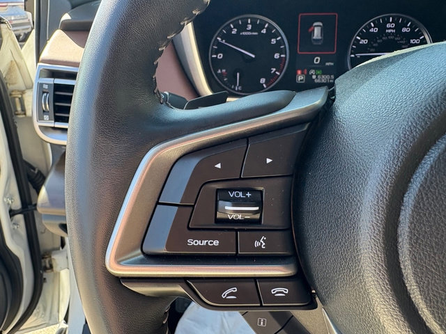 Used 2022 Subaru Outback Touring image 25