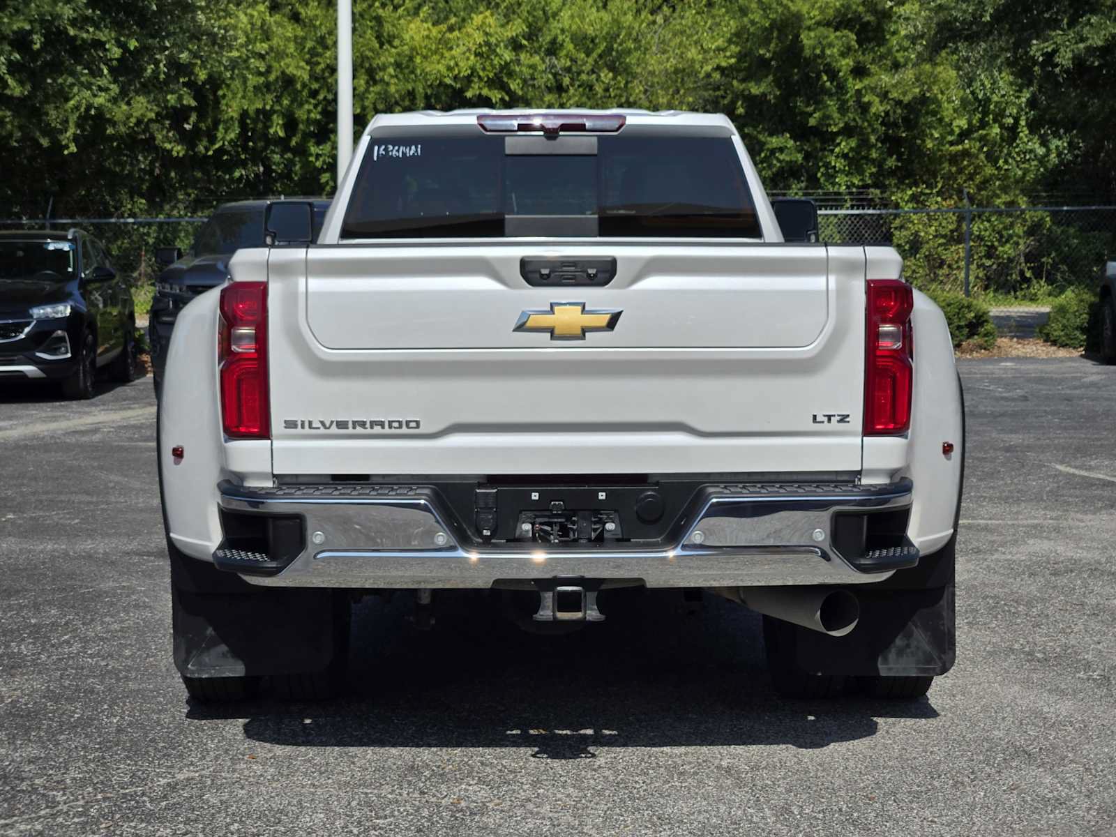 Certified 2024 Chevrolet Silverado 3500 LTZ w/ LTZ Convenience Package AWD/4WD image 4