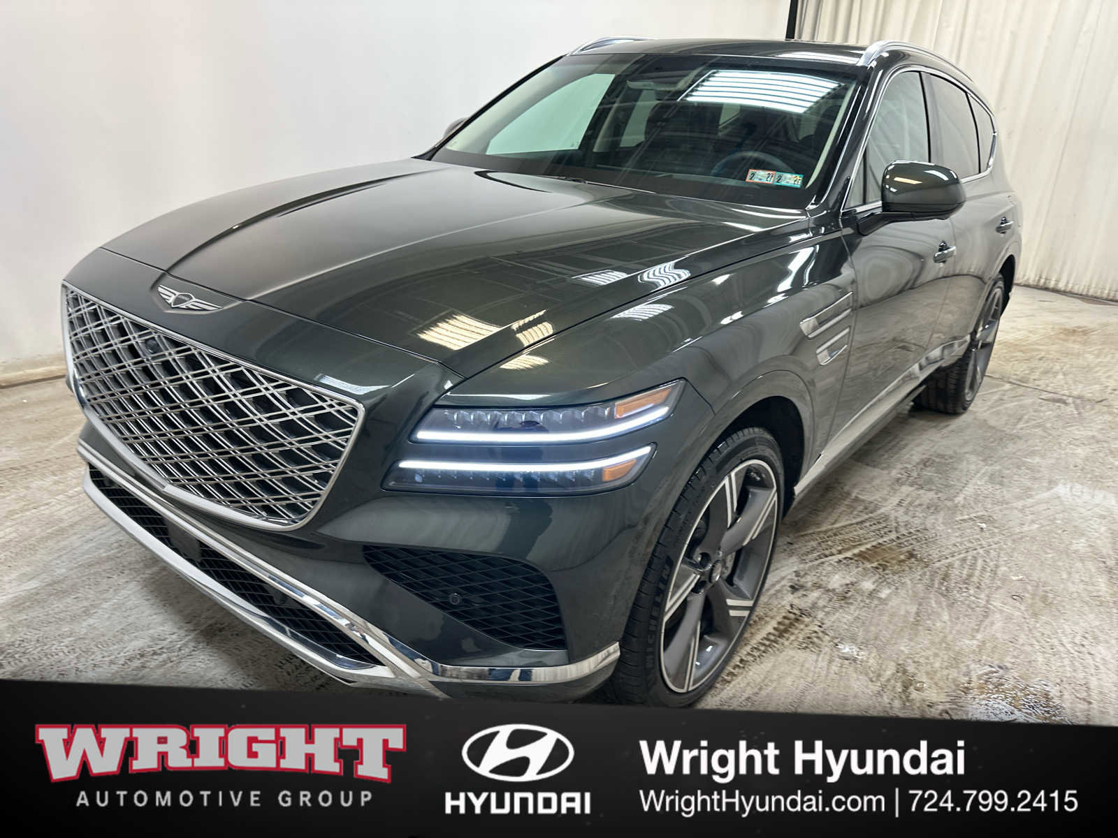 Certified 2025 Genesis GV80 2.5T Prestige image 3