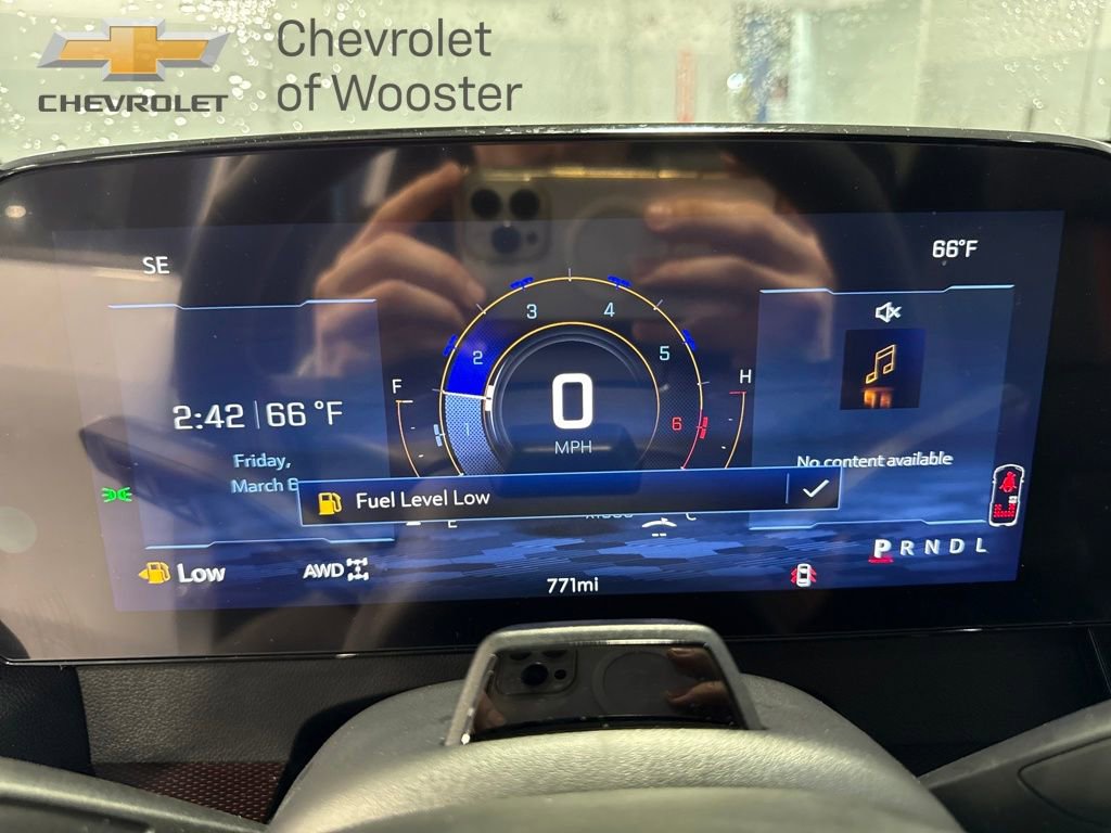 New 2026 Chevrolet Traverse RS w/ LPO, Floor Liner Package image 8