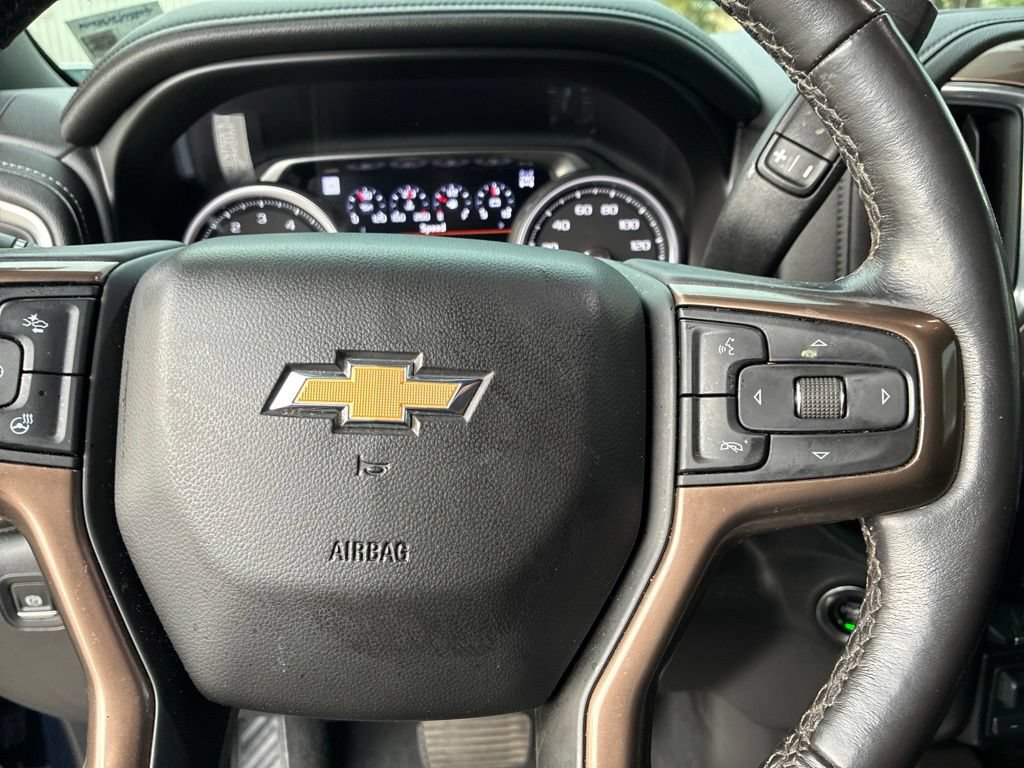 Used 2021 Chevrolet Silverado 1500 High Country w/ Technology Package AWD/4WD image 25