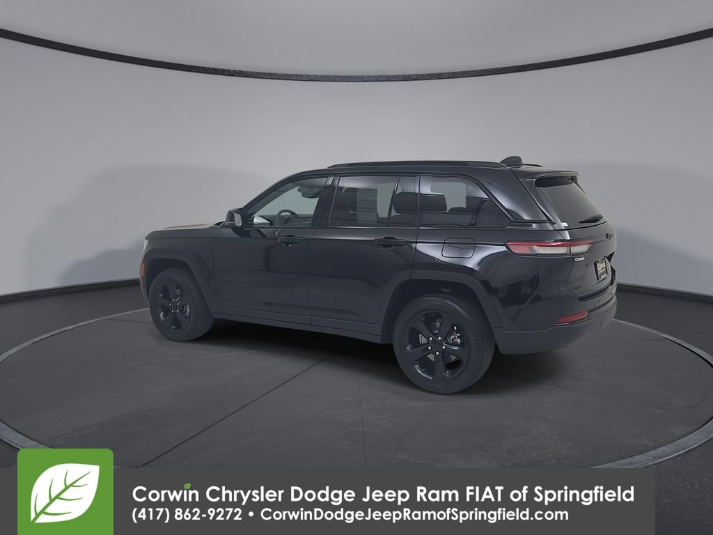 Used 2023 Jeep Grand Cherokee Altitude image 10