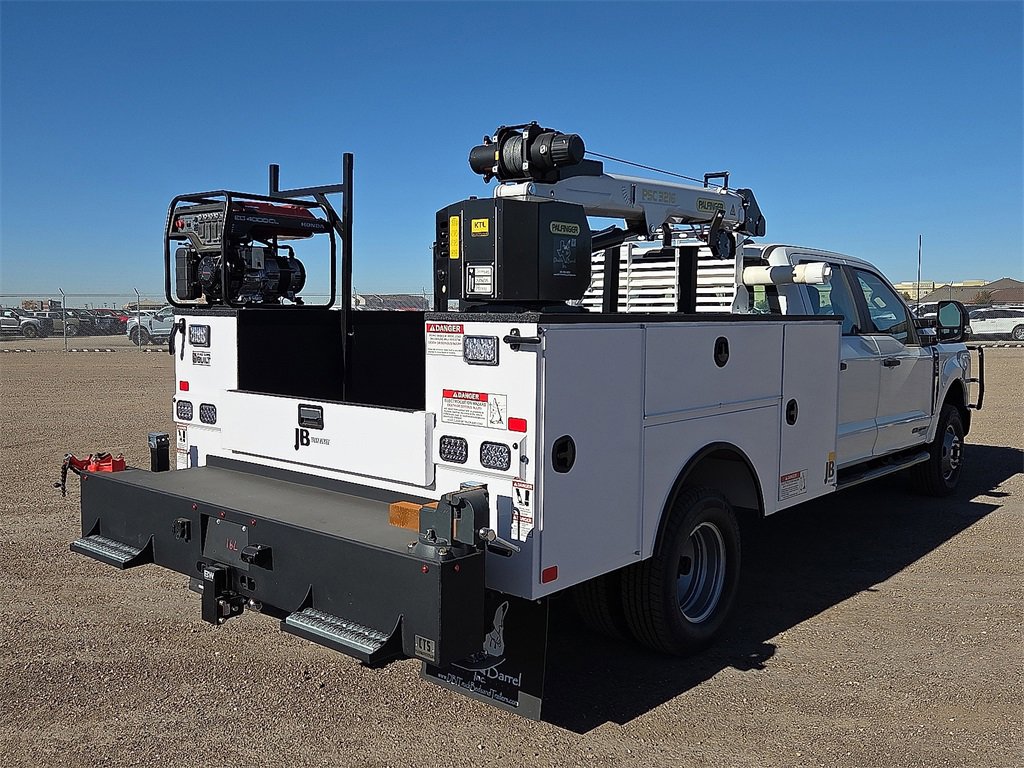 New 2025 Ford F350 XL image 5