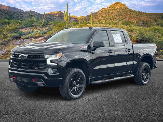 Used 2025 Chevrolet Silverado 1500 LT Trail Boss w/ Convenience Package II image 9