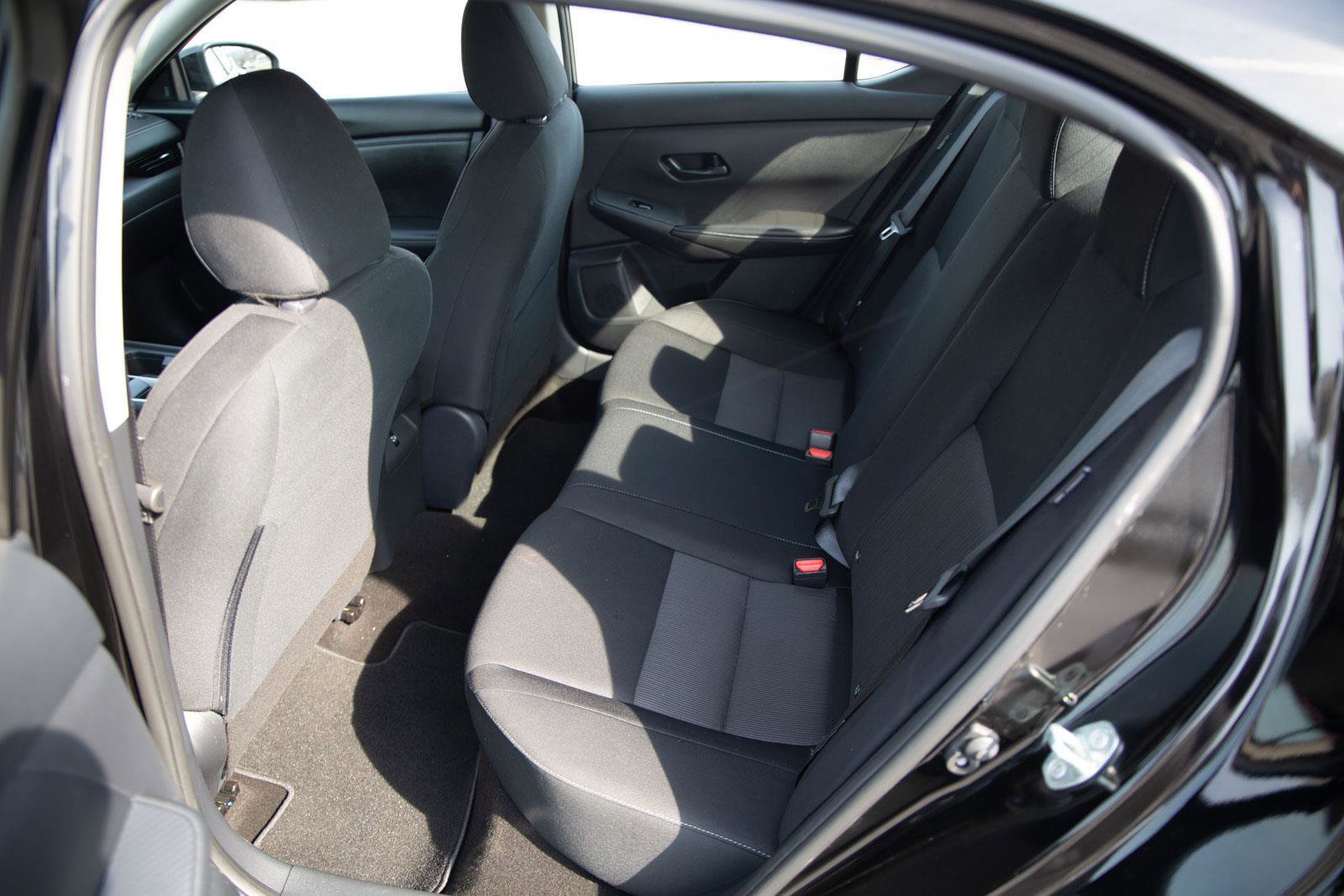 Used 2025 Nissan Sentra SV image 20