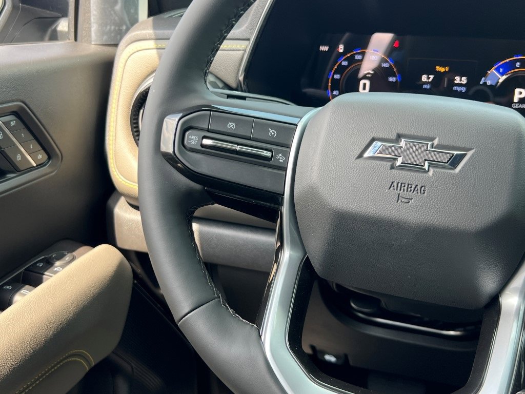 New 2026 Chevrolet Colorado ZR2 w/ Technology Package image 23