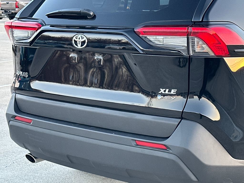Certified 2025 Toyota RAV4 XLE image 5