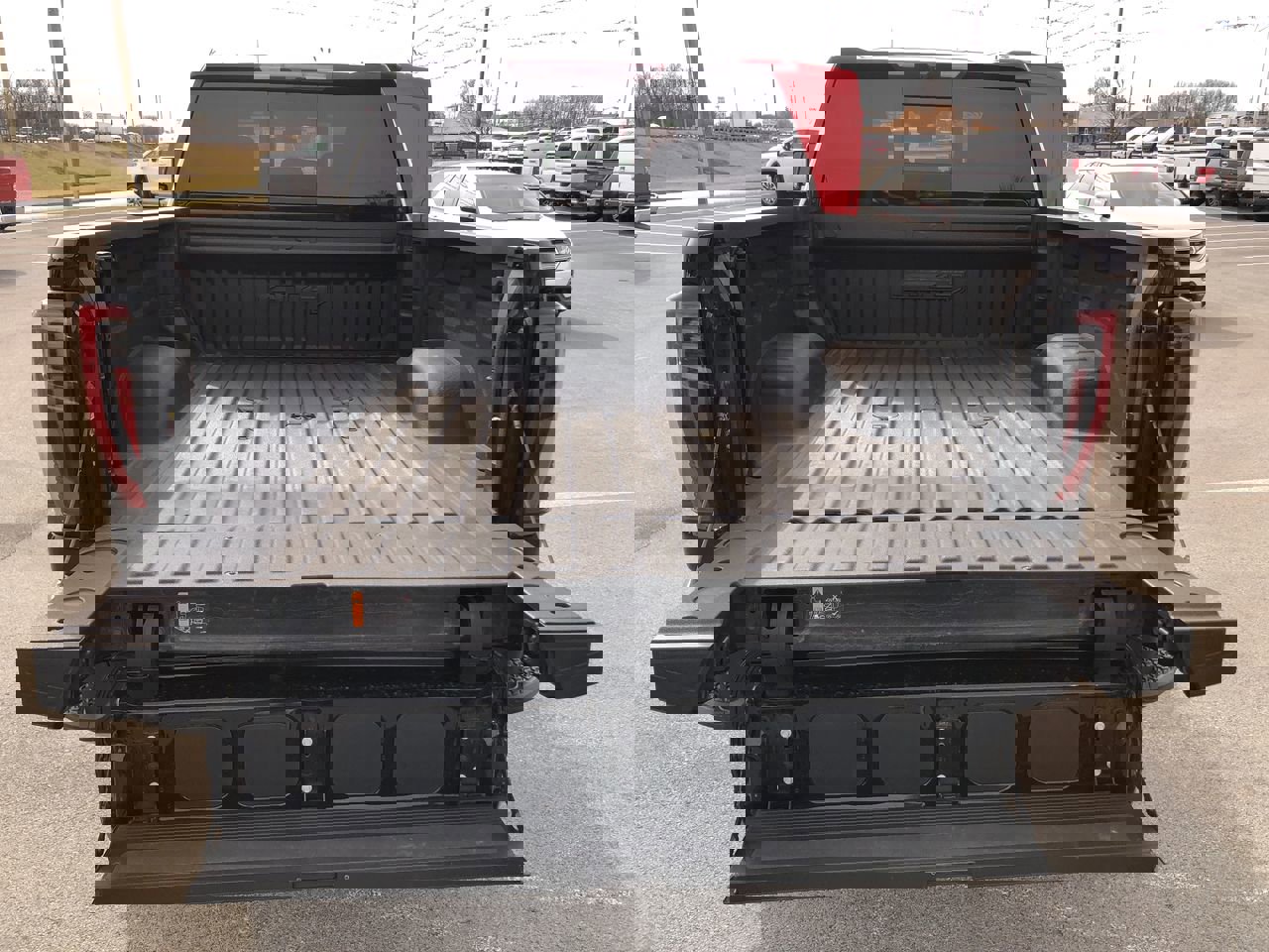 Used 2024 GMC Sierra 2500 AT4 w/ AT4 Preferred Package image 9