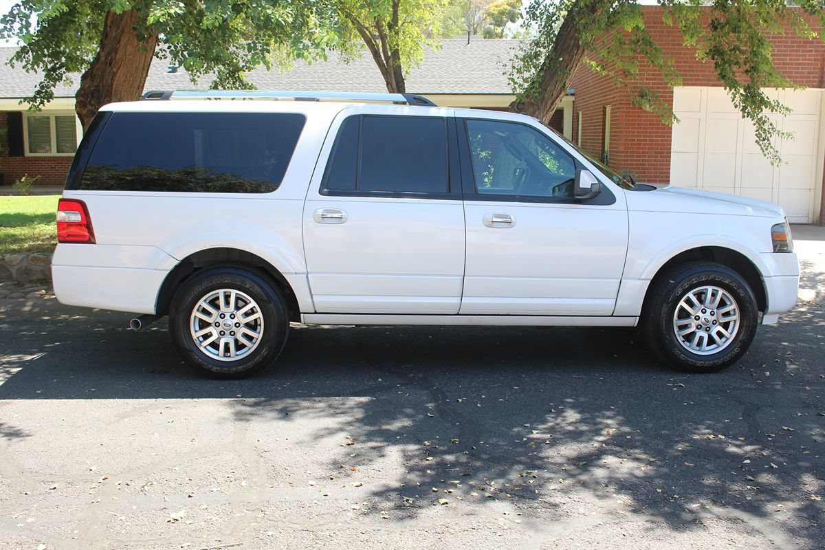 Used 2012 Ford Expedition EL Limited AWD/4WD image 3