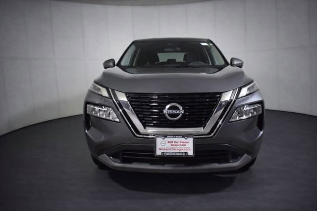 Used 2022 Nissan Rogue SV AWD/4WD image 2