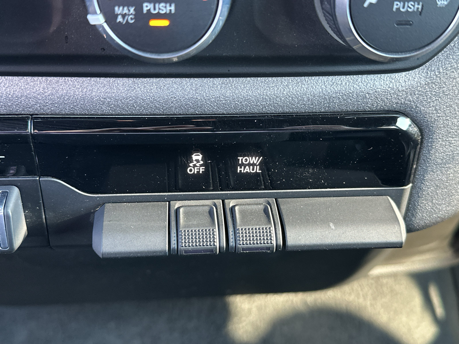 Used 2024 RAM 1500 Tradesman AWD/4WD image 26