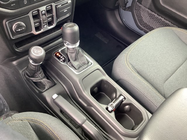 New 2026 Jeep Gladiator Sport AWD/4WD image 18