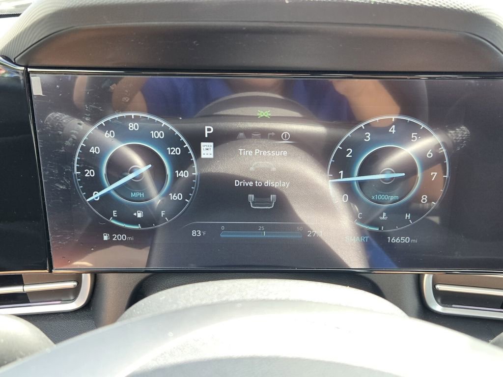 Certified 2024 Hyundai Elantra SEL FWD image 25