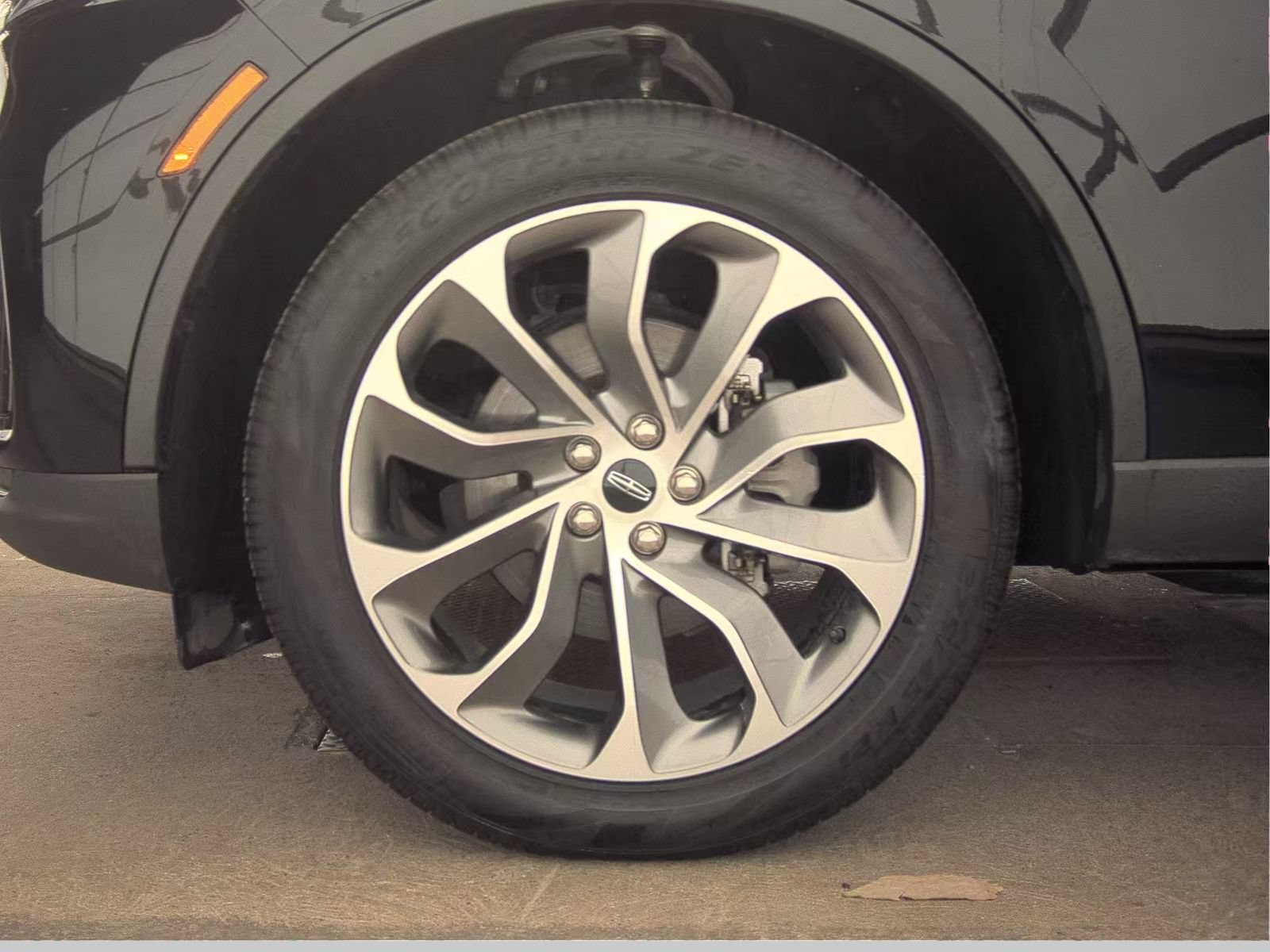 Used 2026 Lincoln Aviator AWD image 19
