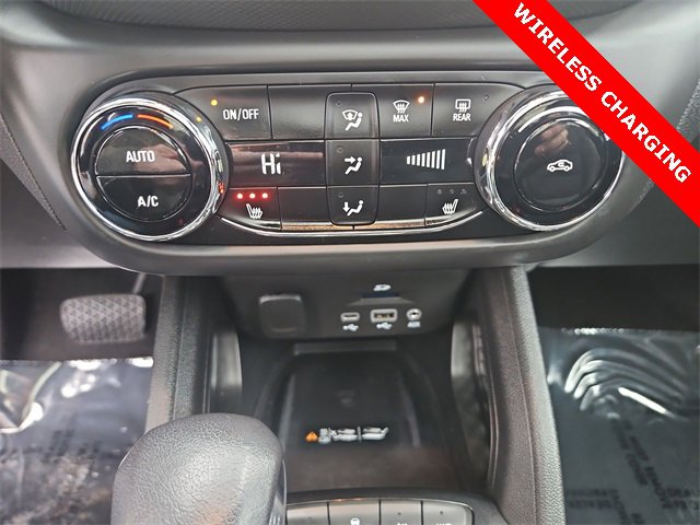 Used 2021 Chevrolet TrailBlazer RS w/ Sun and Liftgate Package image 18