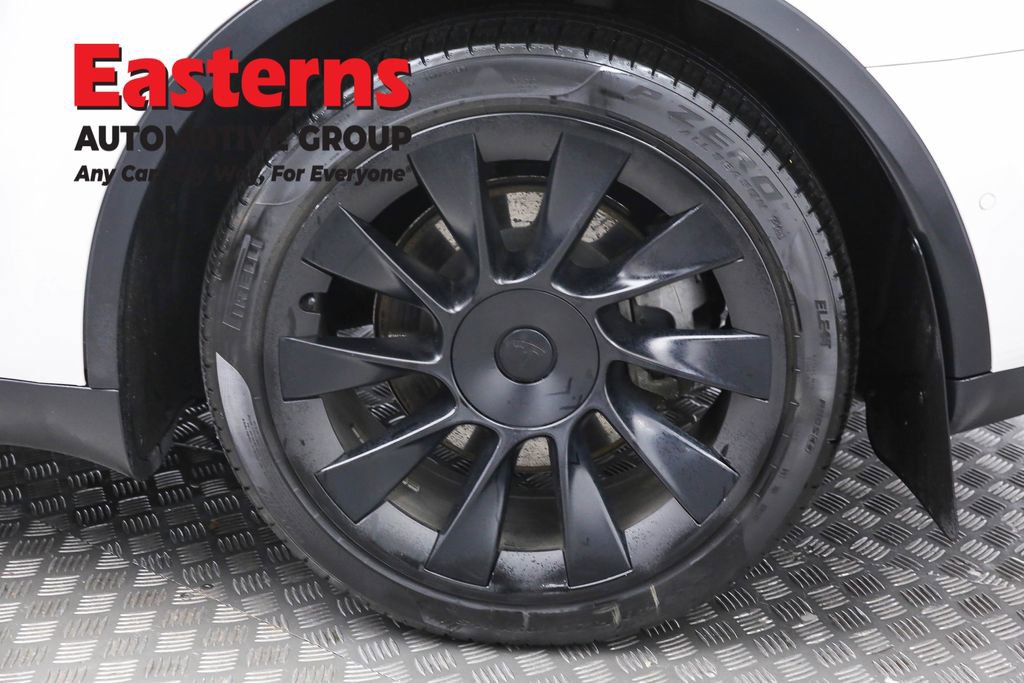 Used 2021 Tesla Model Y Long Range image 30