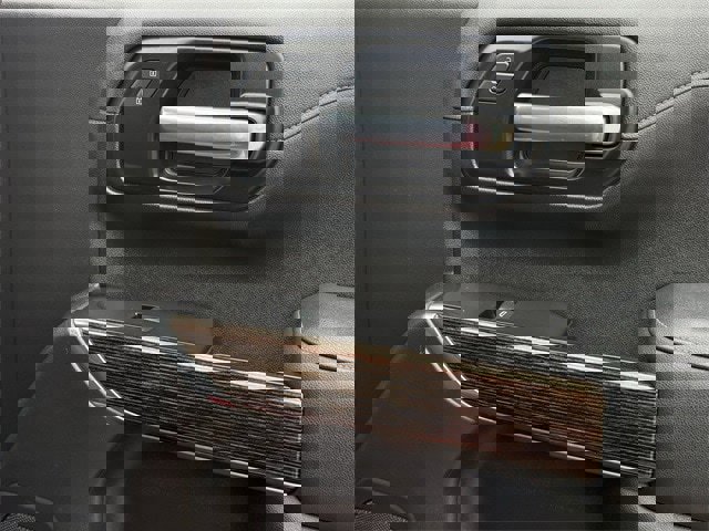 Used 2021 GMC Sierra 1500 Elevation w/ Preferred Package image 28