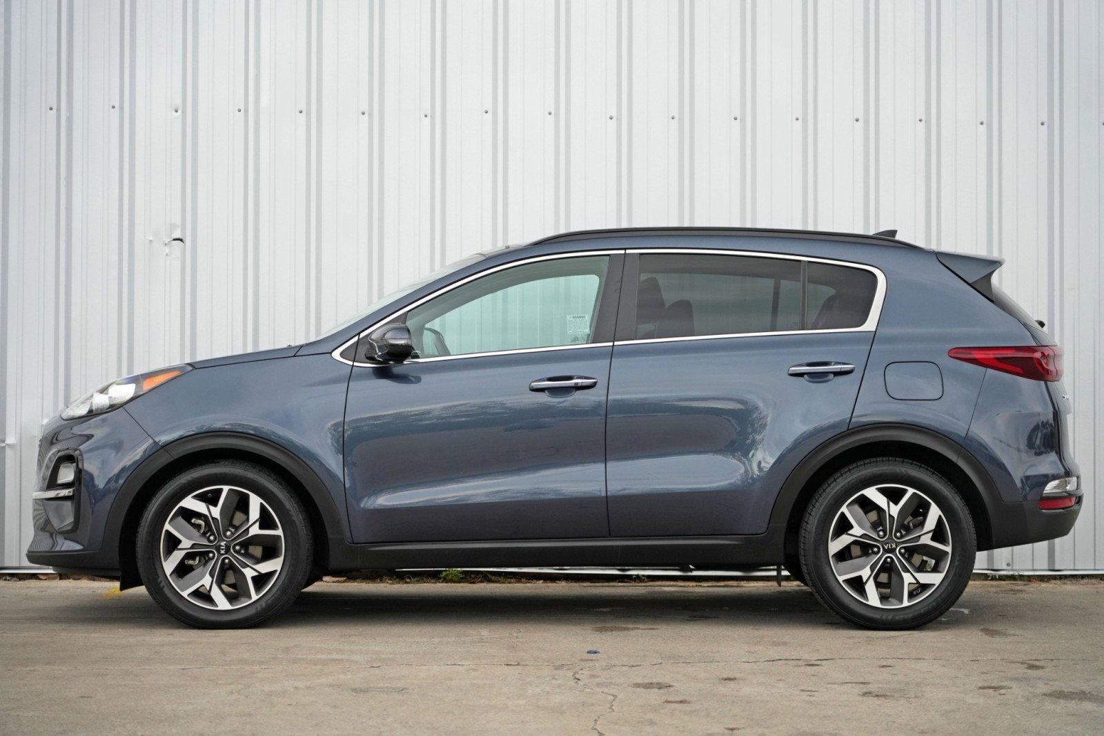 Used 2020 Kia Sportage EX w/ Option Group 15 image 8