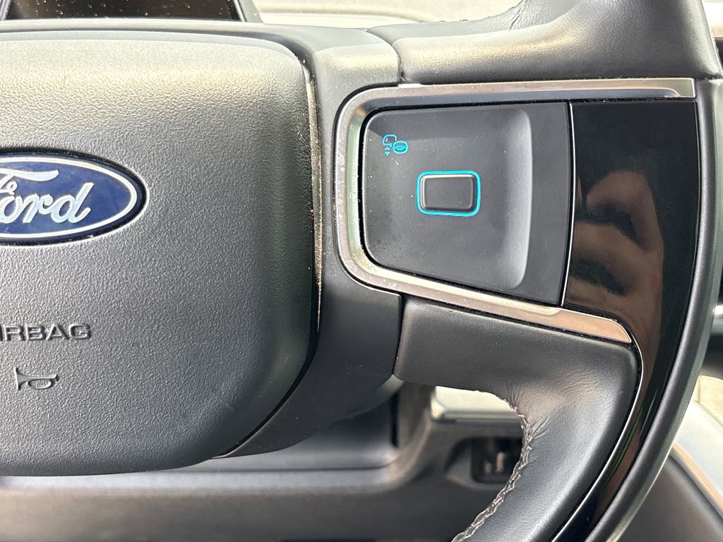 Used 2025 Ford Expedition Max Platinum AWD/4WD image 21