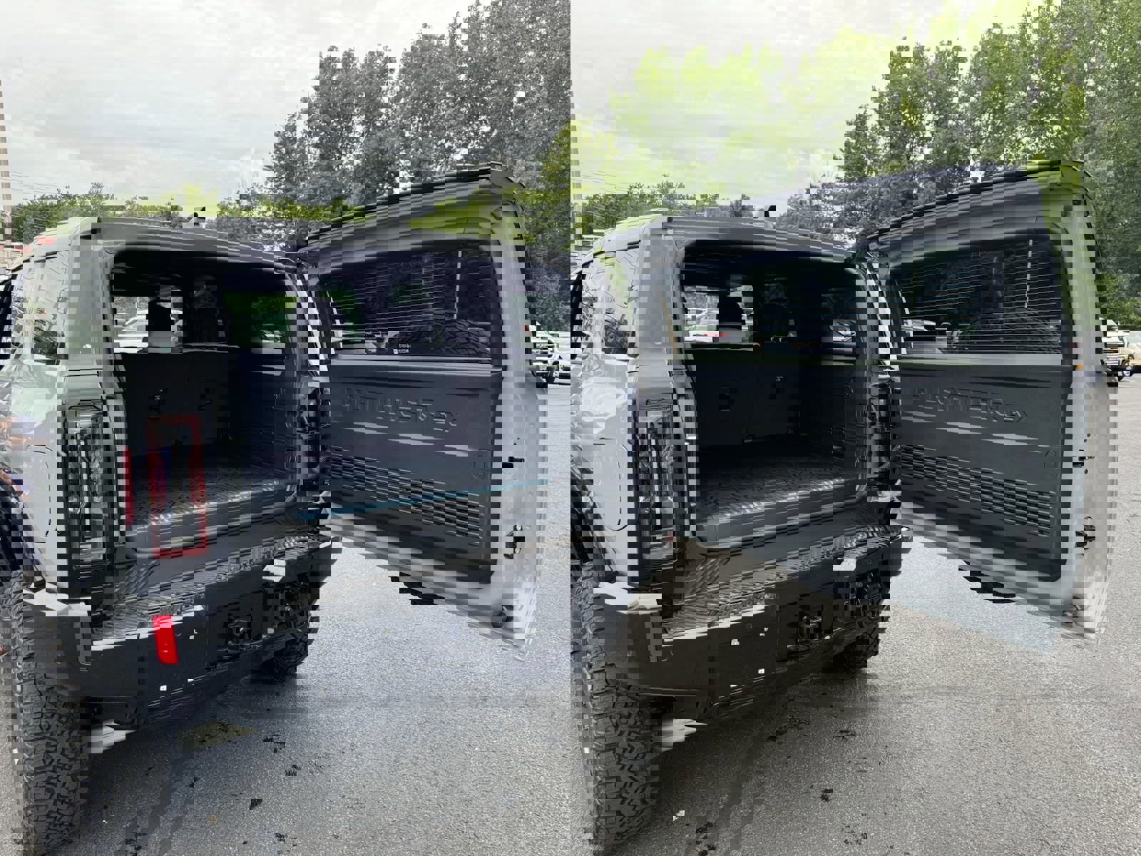 New 2025 GMC Hummer EV 3X w/ Extreme Off-Road Package image 5