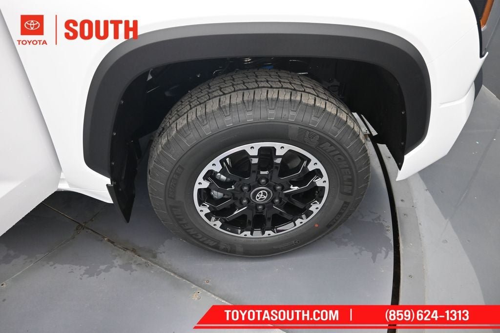 New 2026 Toyota Tundra SR5 w/ TRD Off-Road Package AWD/4WD image 32