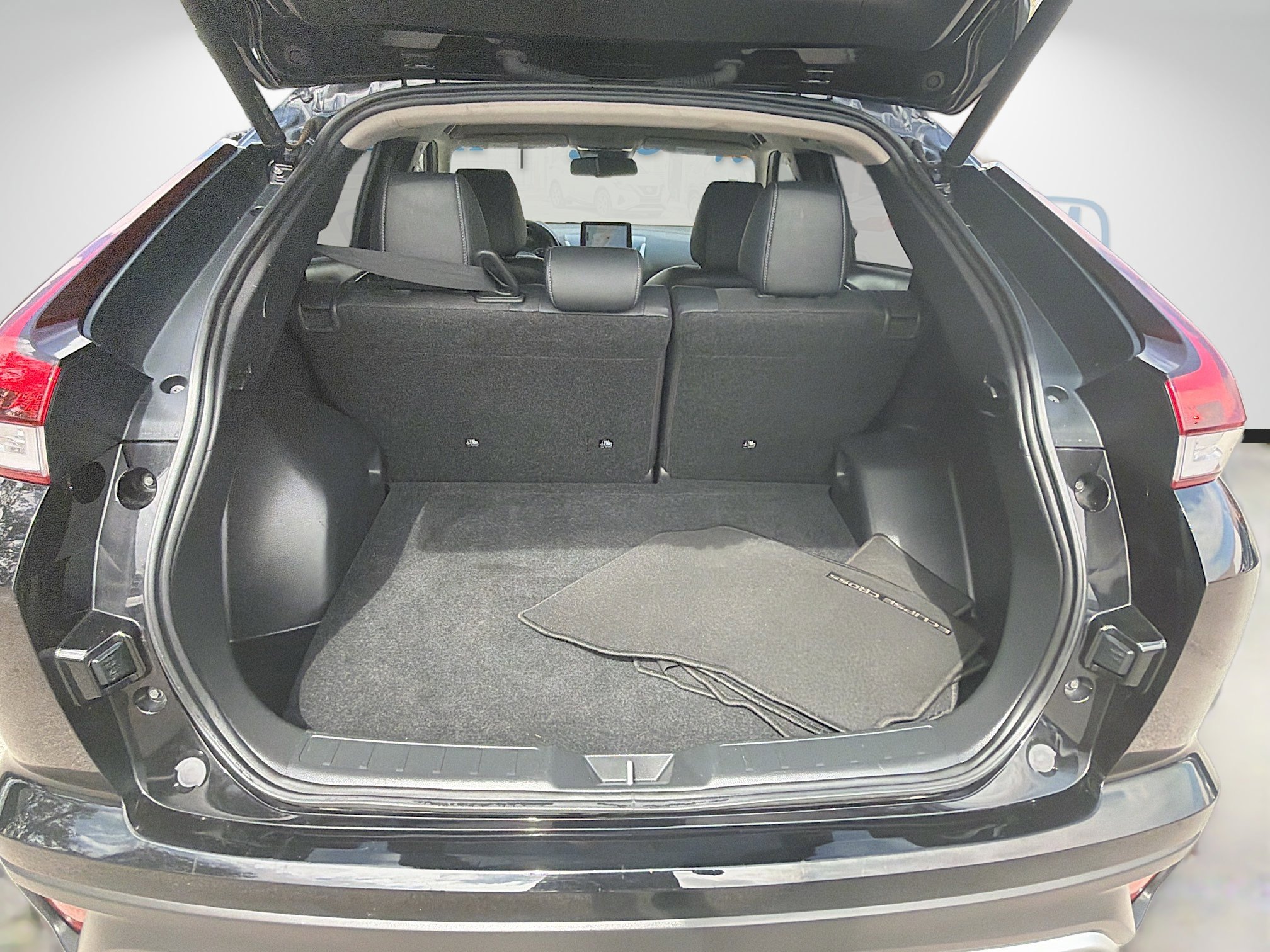 Used 2024 Mitsubishi Eclipse Cross SE image 26