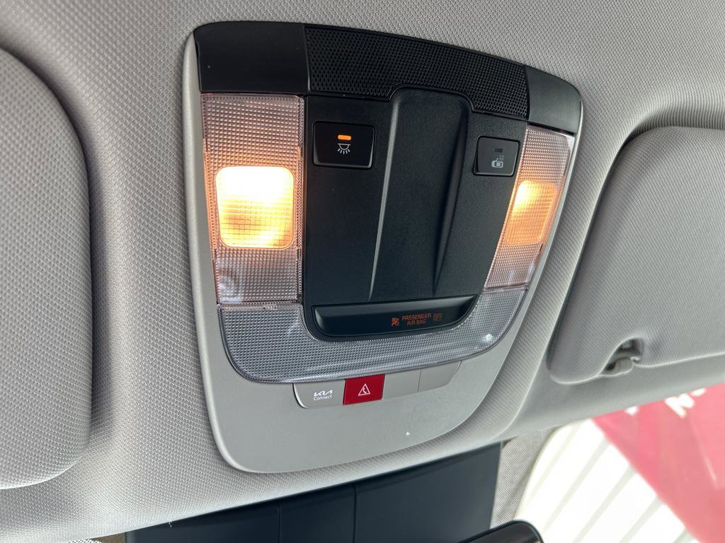 New 2025 Kia Sorento EX image 30