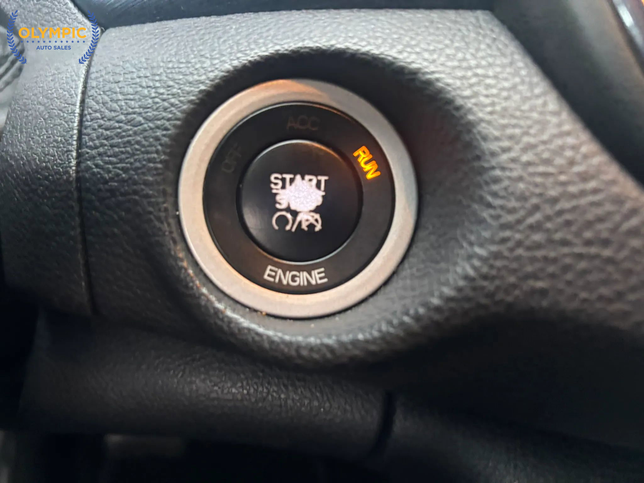 Used 2015 Chrysler 200 S image 29