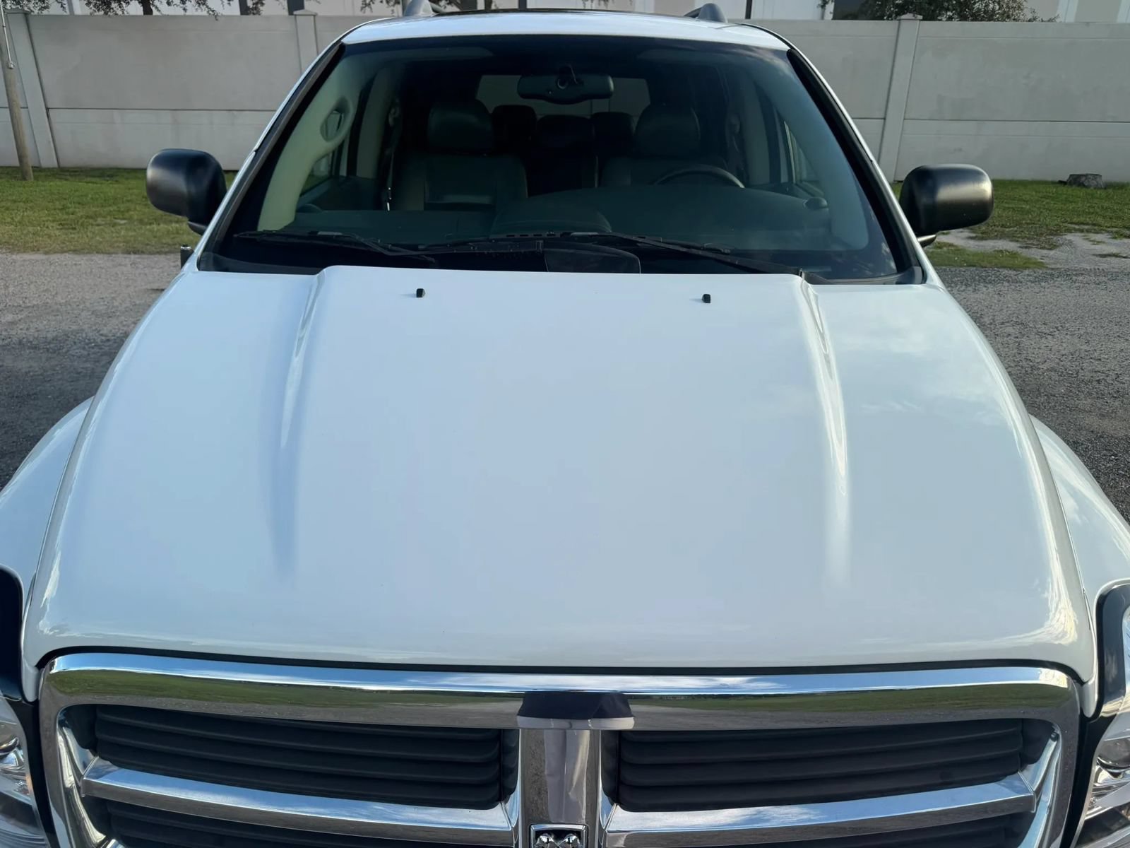 Used 2005 Dodge Durango Limited w/ Trailer Tow Group RWD image 25