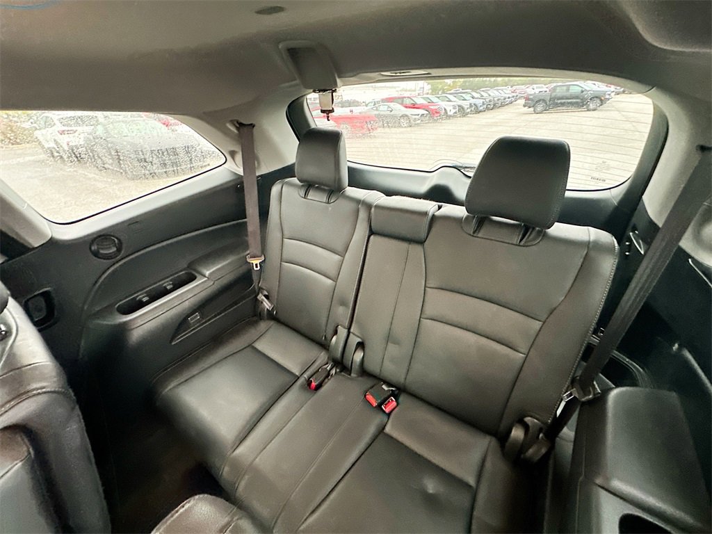 Used 2021 Honda Pilot Touring image 4
