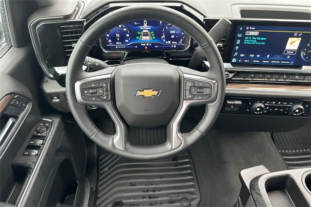 Used 2025 Chevrolet Silverado 1500 LT image 16