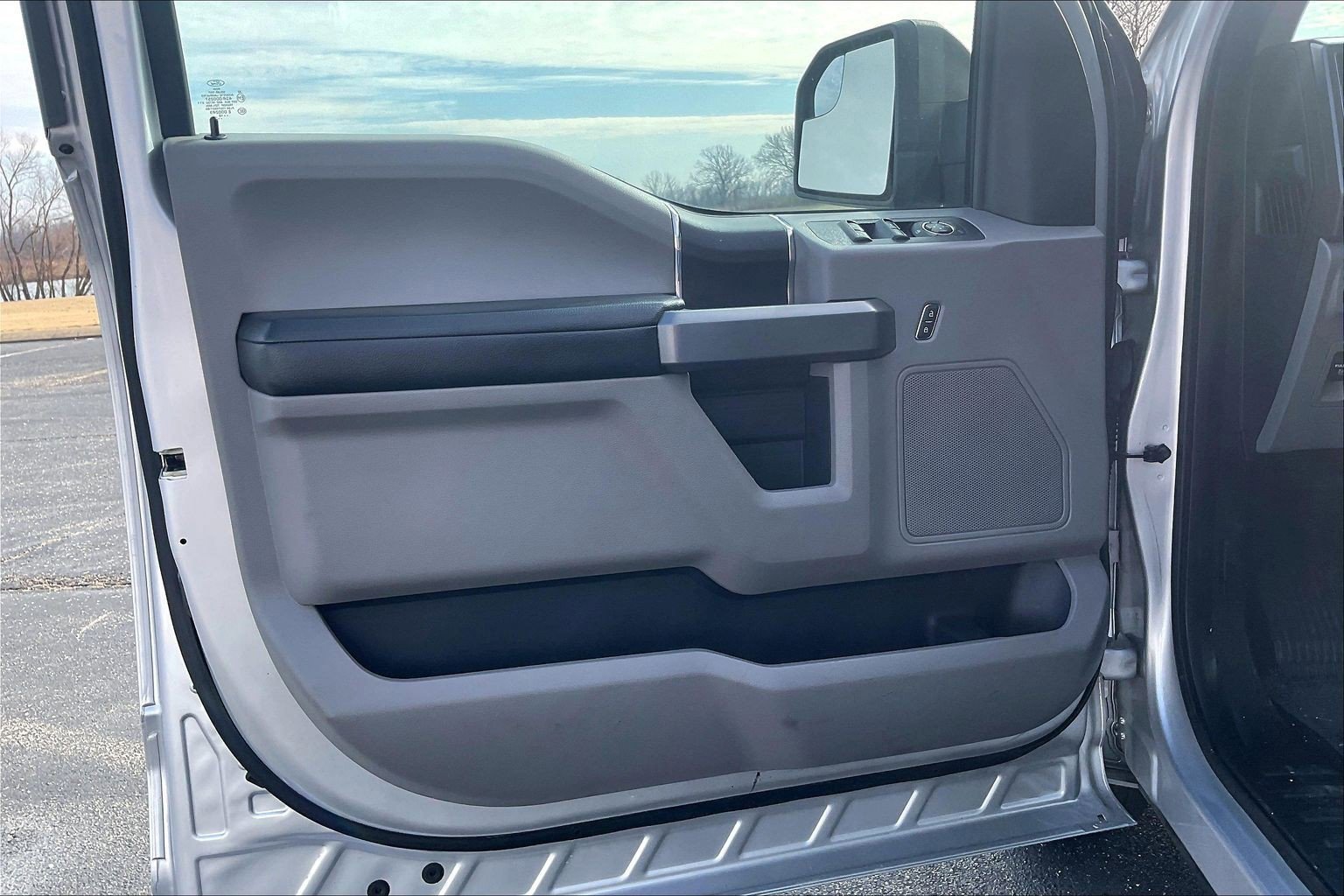 Used 2018 Ford F150 XLT image 18