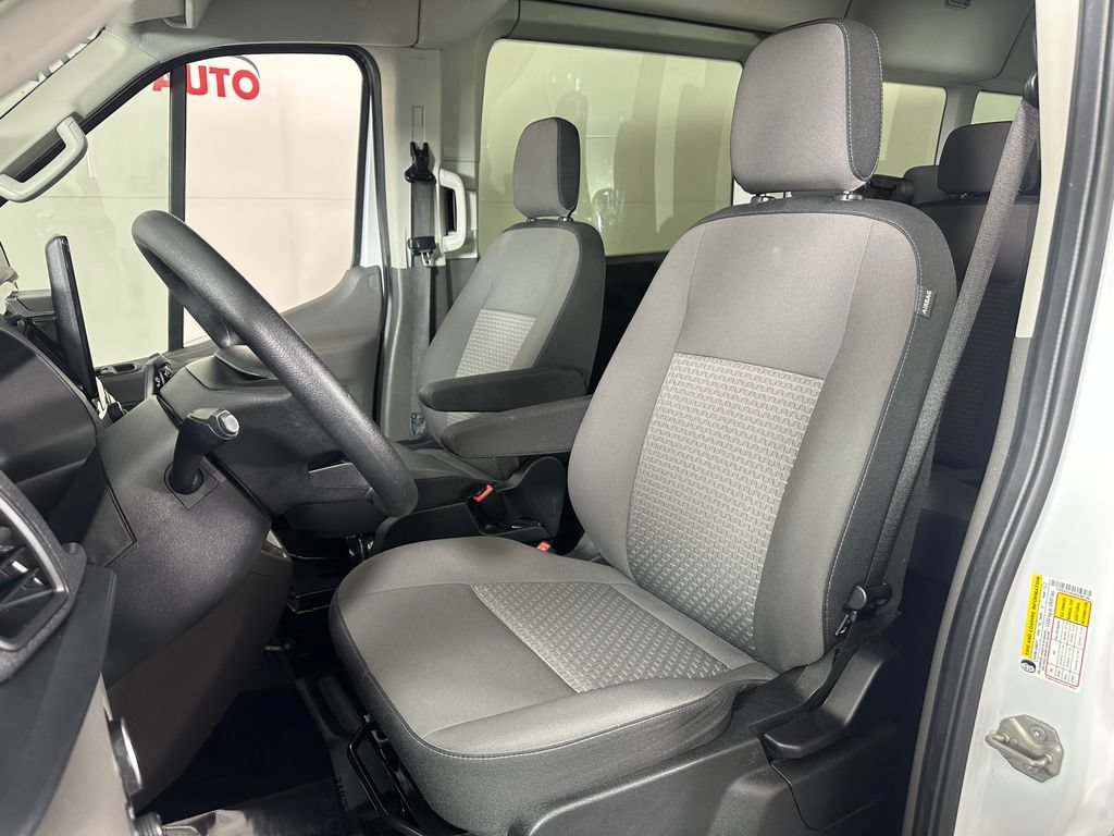 Used 2024 Ford Transit 350 XLT RWD image 11