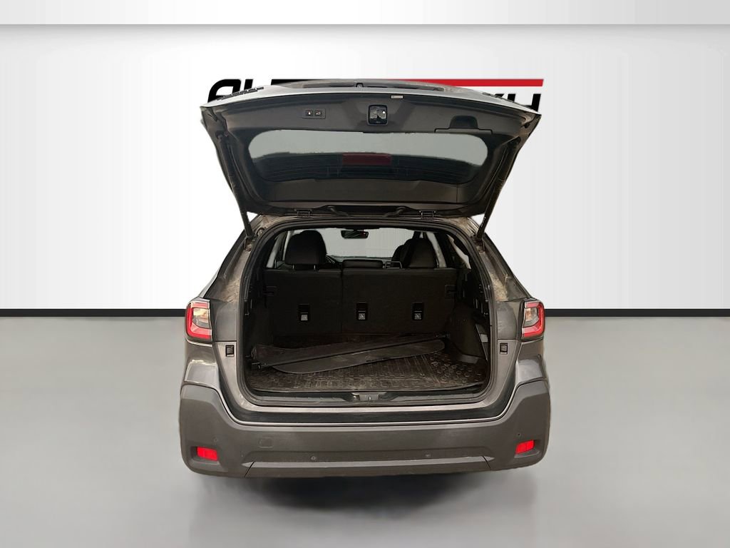 Used 2024 Subaru Outback Onyx Edition image 26