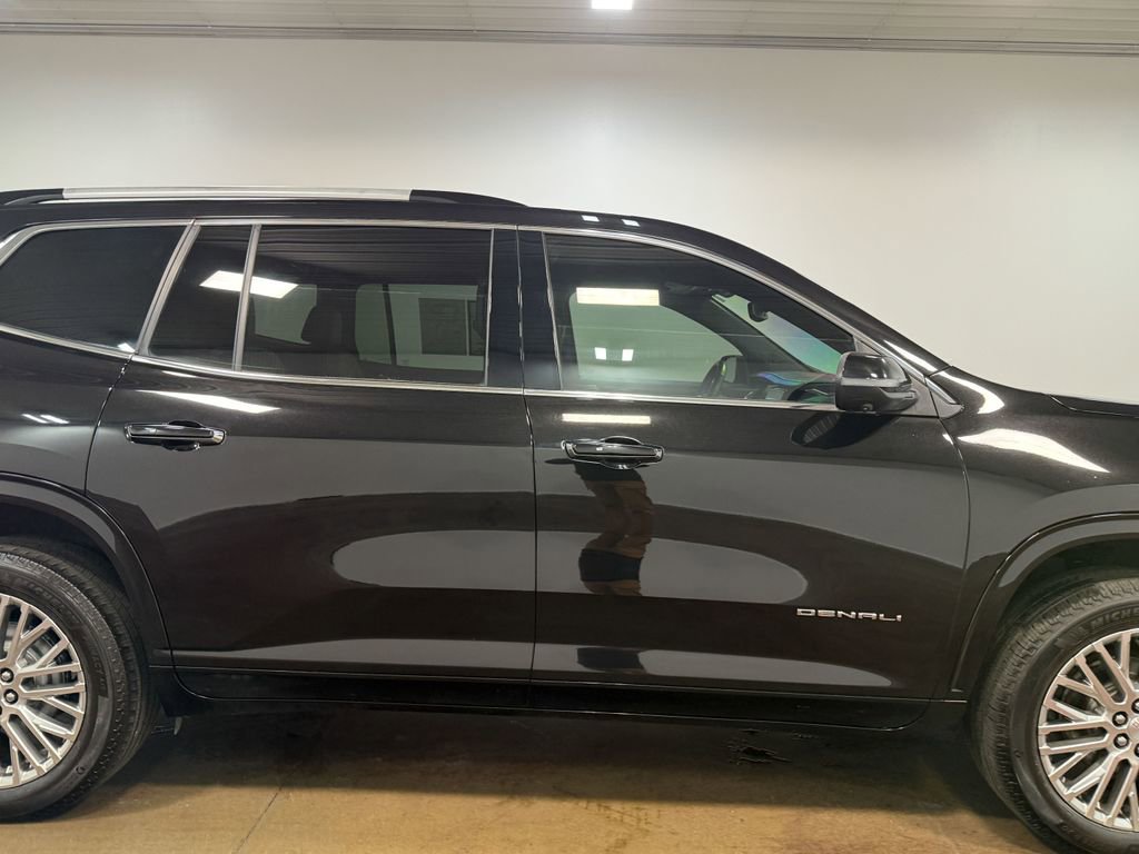 Used 2024 GMC Acadia Denali w/ LPO, Floor Liner Package image 32