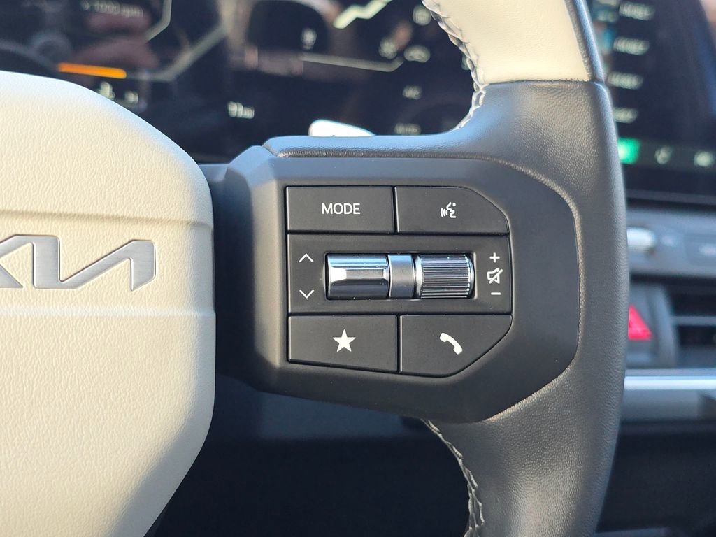 Used 2025 Kia K4 GT-Line image 33