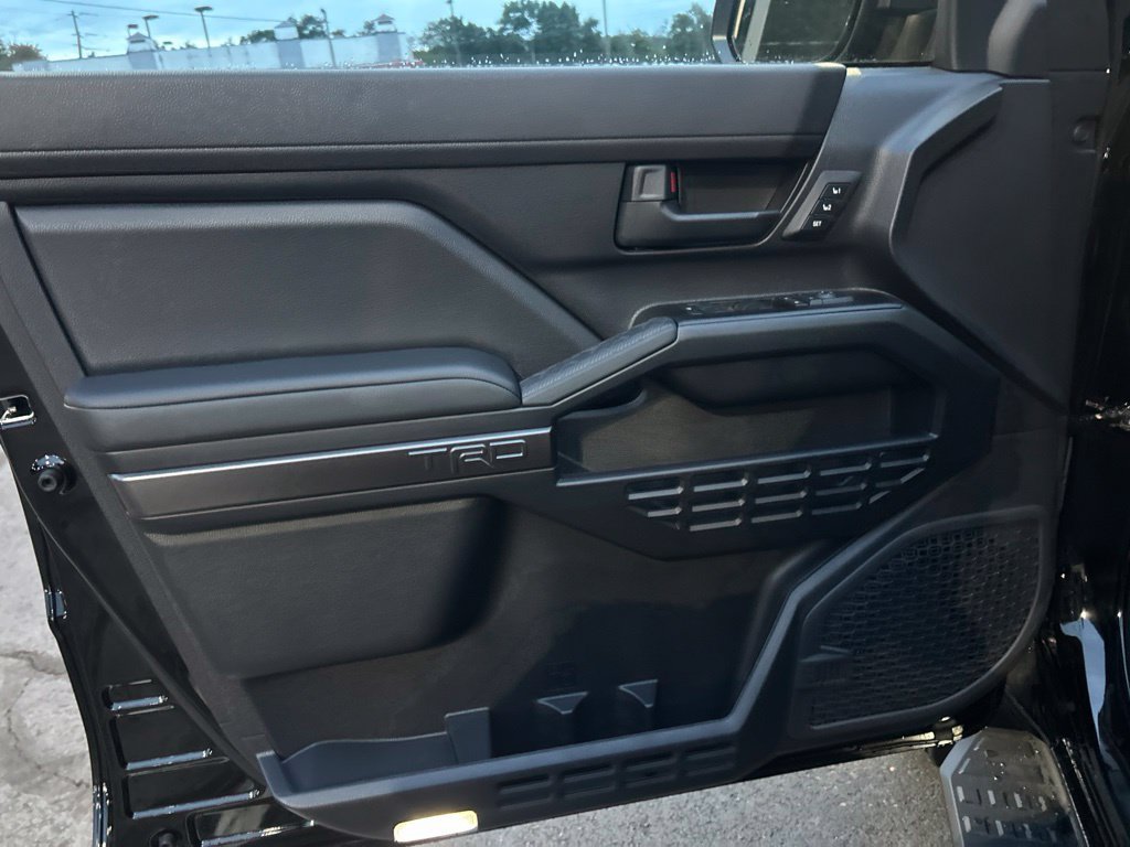 New 2026 Toyota 4Runner TRD Off-Road Premium AWD/4WD image 10