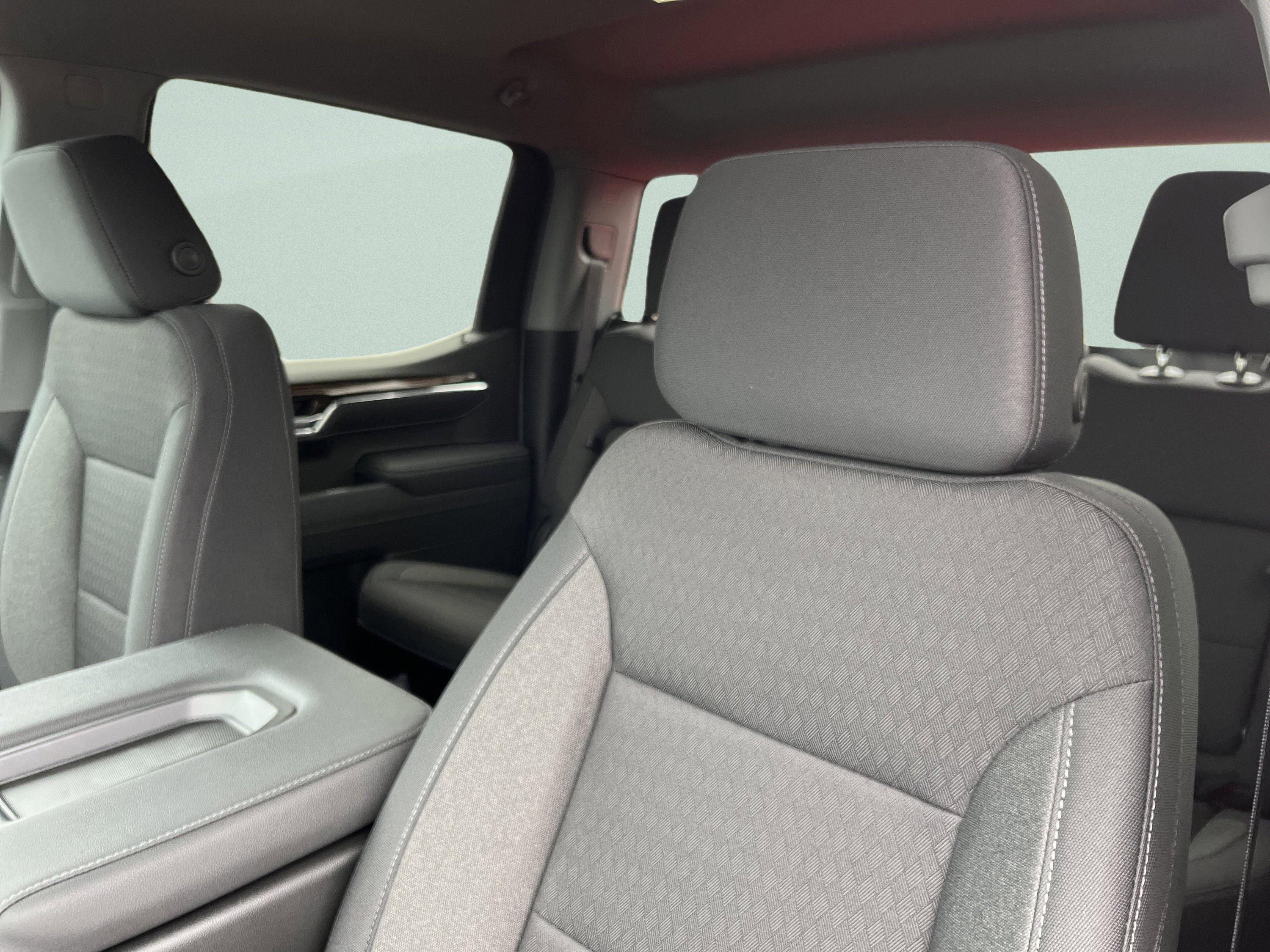 New 2026 GMC Sierra 1500 Elevation image 12