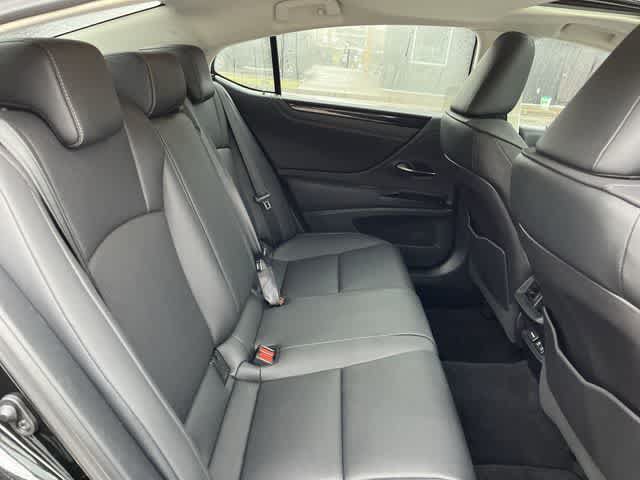 Used 2020 Lexus ES 350 w/ Premium Package FWD image 18