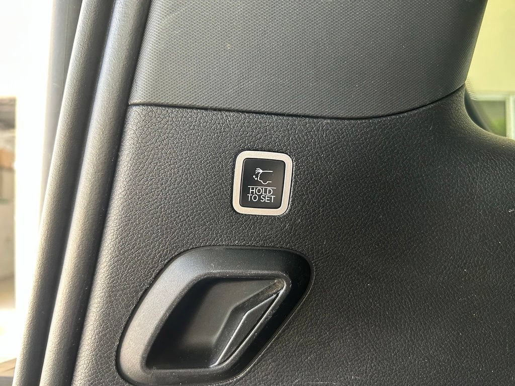 Used 2025 Jeep Wagoneer Series II AWD/4WD image 36