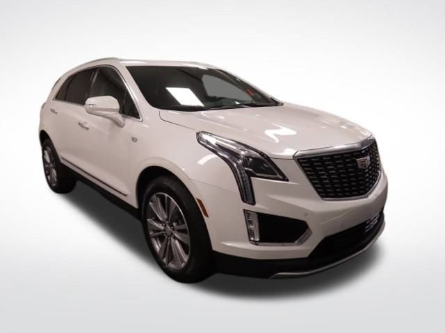 Certified 2025 Cadillac XT5 Premium Luxury image 8