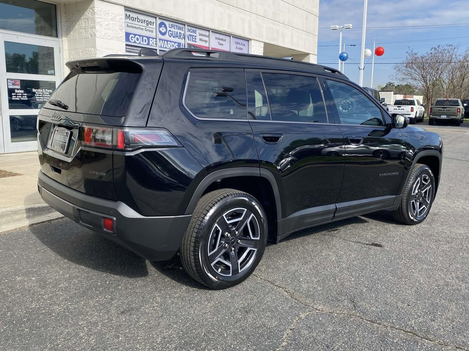 New 2026 Jeep Cherokee Laredo image 7