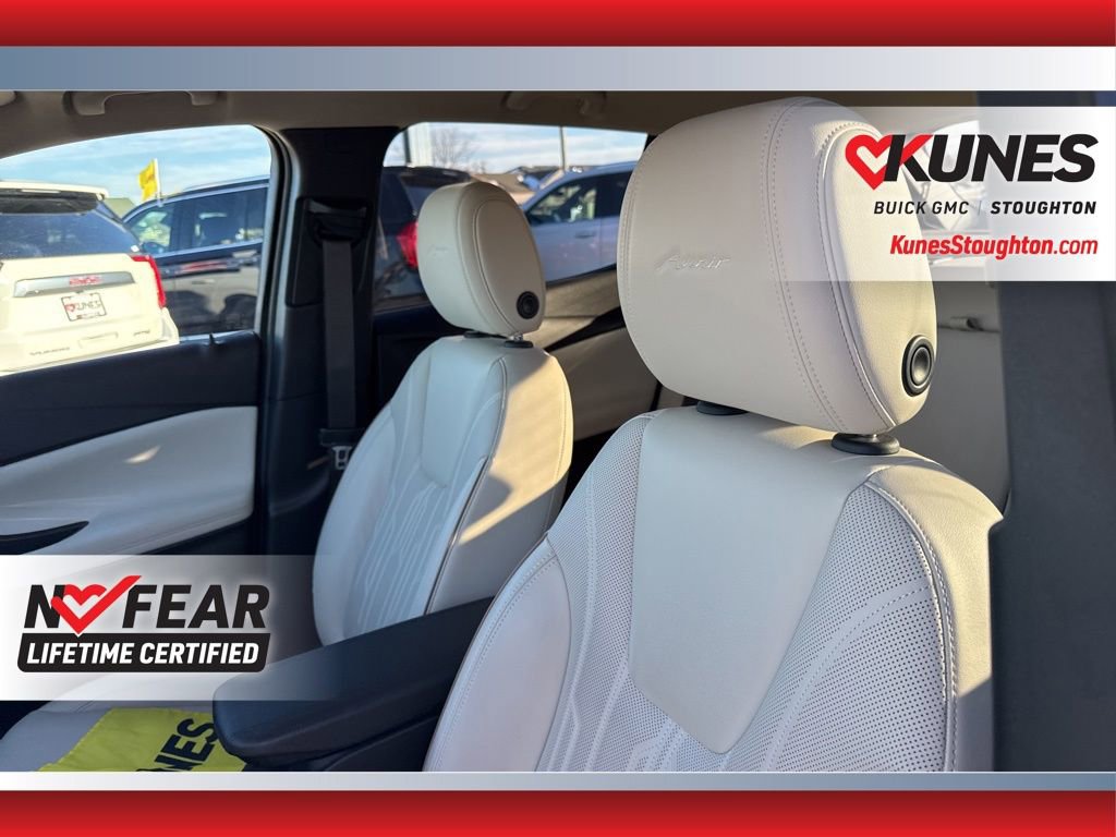 Used 2024 Buick Encore GX Avenir w/ Avenir Convenience Package image 25