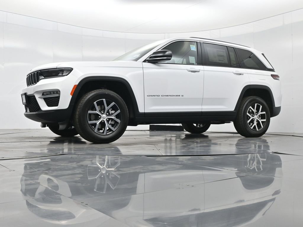 New 2025 Jeep Grand Cherokee Limited image 44